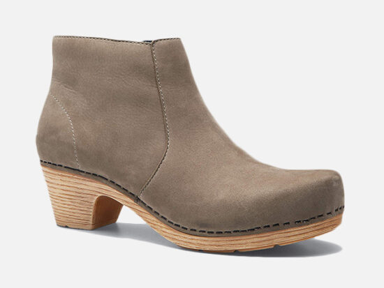 womens clog booties