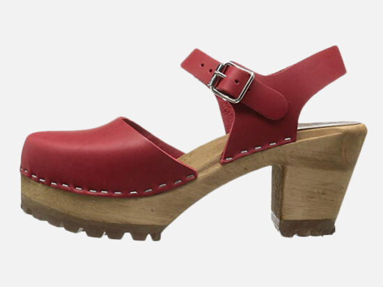 most comfortable clog sandals