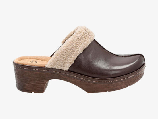 winter clogs womens