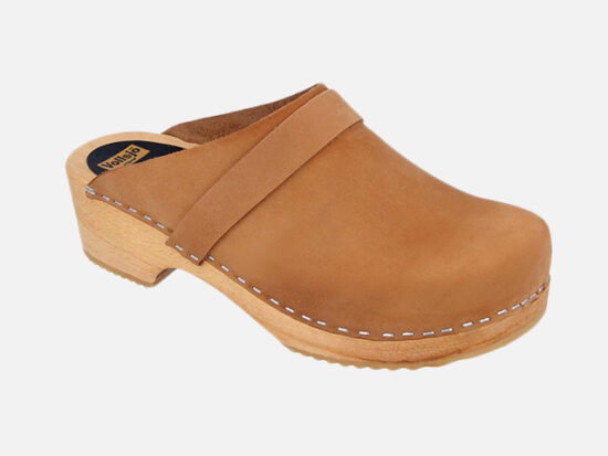 comfortable clogs for walking